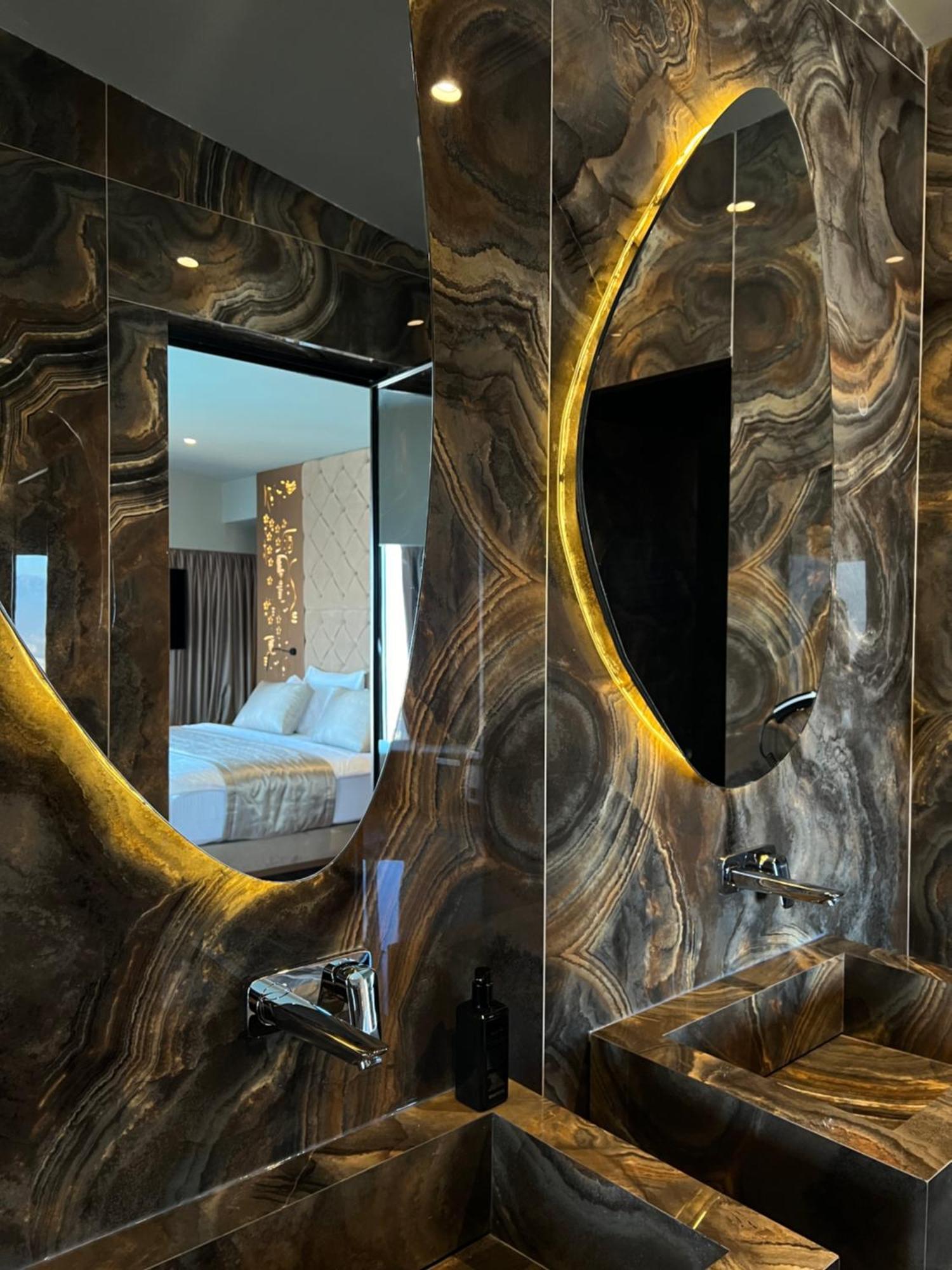 Arka Art Hotel Kashari Dış mekan fotoğraf Bathroom