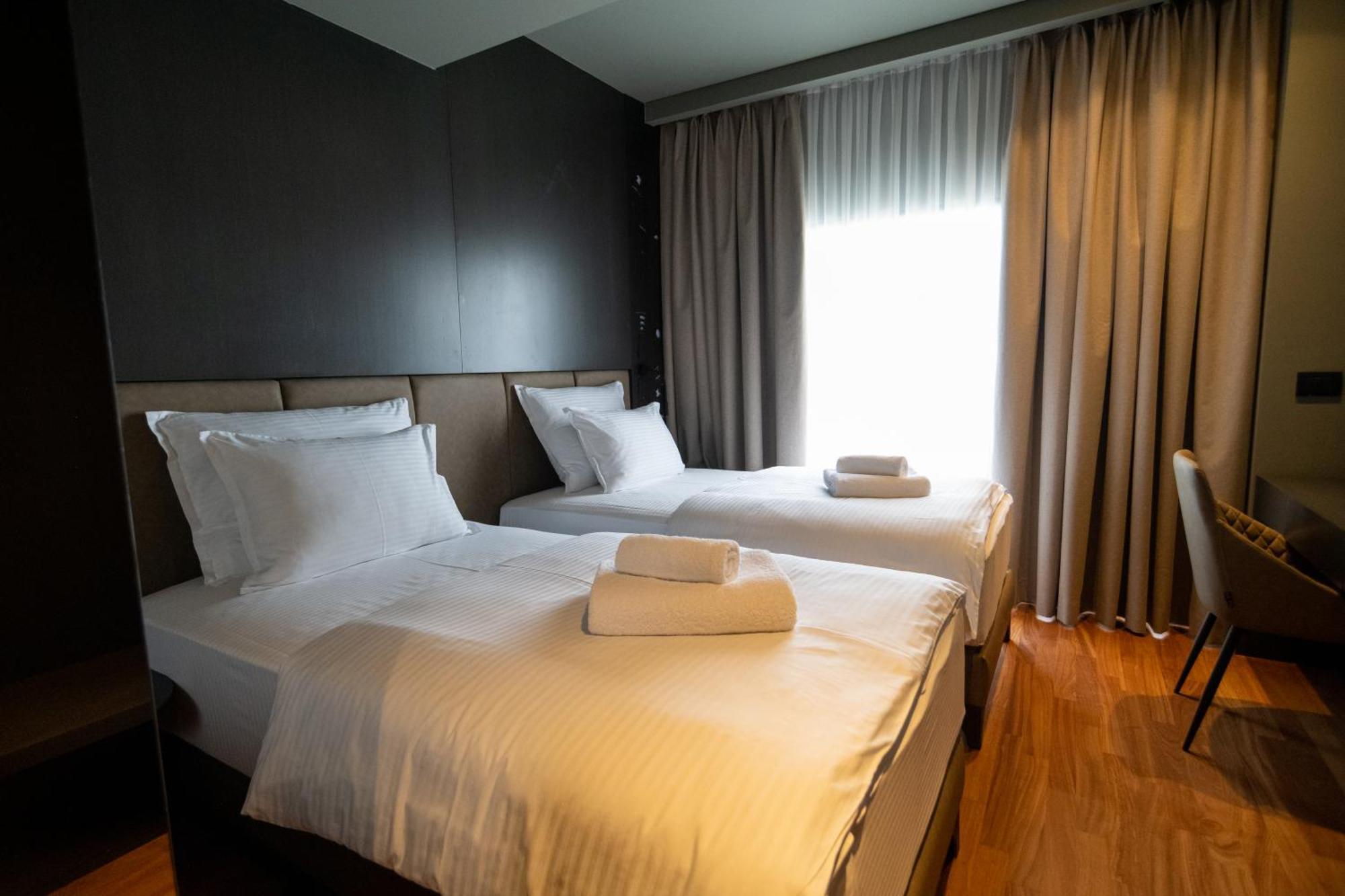 Arka Art Hotel Kashari Dış mekan fotoğraf A room at the hotel
