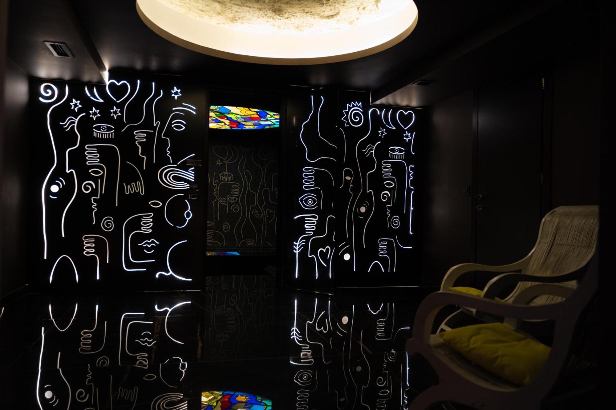 Arka Art Hotel Kashari Dış mekan fotoğraf The interior of the elevator
